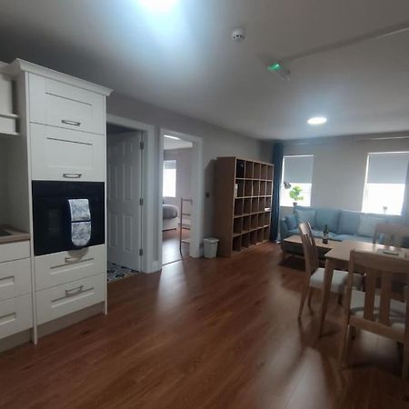 Blacklion Prime Location Apartment ภายนอก รูปภาพ